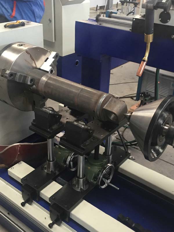 हाइड्रोलिक सिलेंडर स्वचालित मशीन वेल्डिंग Hydraulic Cylinder Automatic Machine Welding